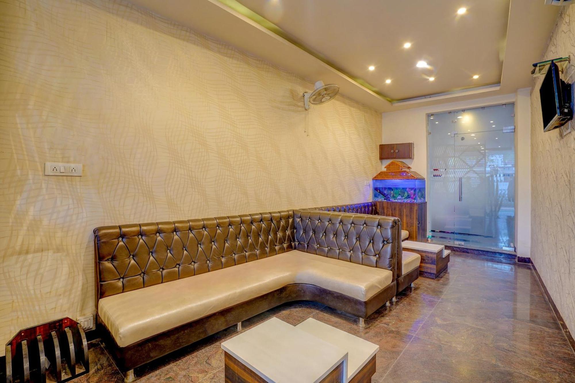 Super Hotel O Traveller Inn Lucknow Exterior foto
